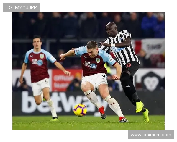 伯恩利足球俱乐部的崛起与挑战:从英格兰传统队伍到英超新贵 伯恩利足球俱乐部的崛起与挑战:从英格兰传统队伍到英超新贵