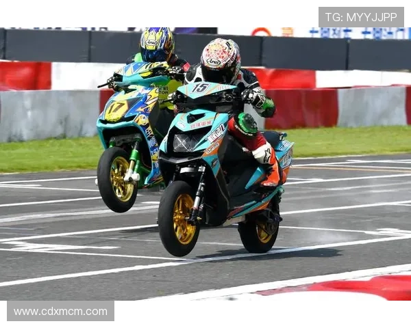 摩托车大奖赛最新动态:2025赛季新车亮相与车手阵容调整分析 摩托车大奖赛最新动态:2025赛季新车亮相与车手阵容调整分析