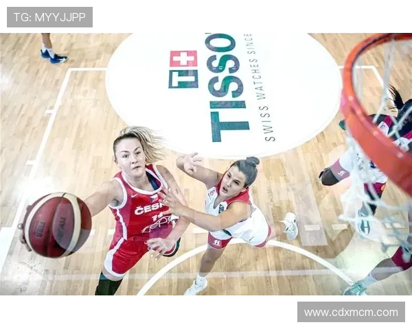 篮球世界杯：美国队轻松击败希腊晋级四强，队员表现亮眼展现强大实力