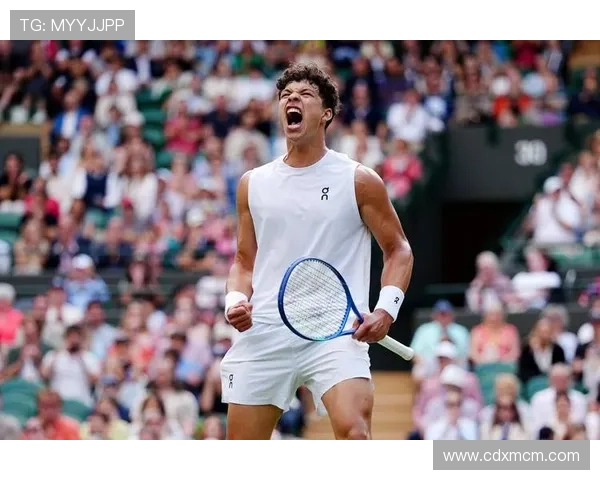 网球新星崛起：年轻选手在大满贯赛场上挑战世界顶级选手